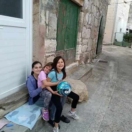 Zeljana Apartamento *